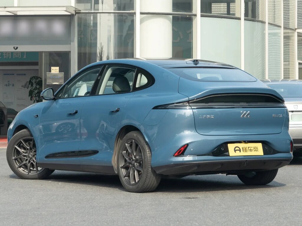 IM Motors LS6 — электрокроссовер, 300 кВт, запас хода до 760 км, от 3 800 000 ₽