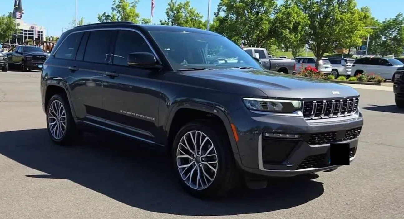 Jeep Grand Cherokee WL Limited 2025 — турбо 2.0, 324 л.с.