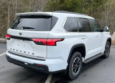 Toyota Sequoia Limited i-FORCE MAX, 2025 — фото 5