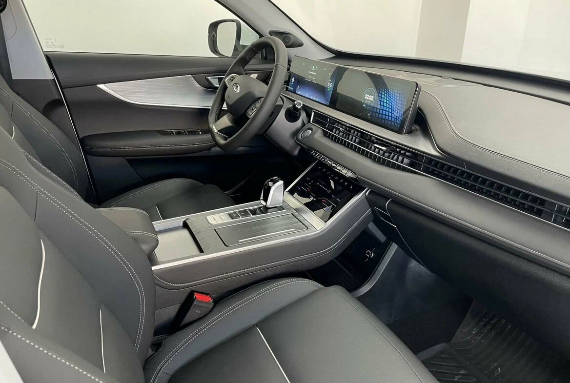 Chery Tiggo 7 — компактный кроссовер, передний привод, робот-трансмиссия