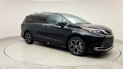 Toyota Sienna Hybrid XLE, 2026 — фото 4