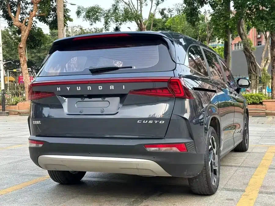 Hyundai Custo 2026 — минивэн Beijing-Hyundai, от 3 490 000 ₽ под ключ