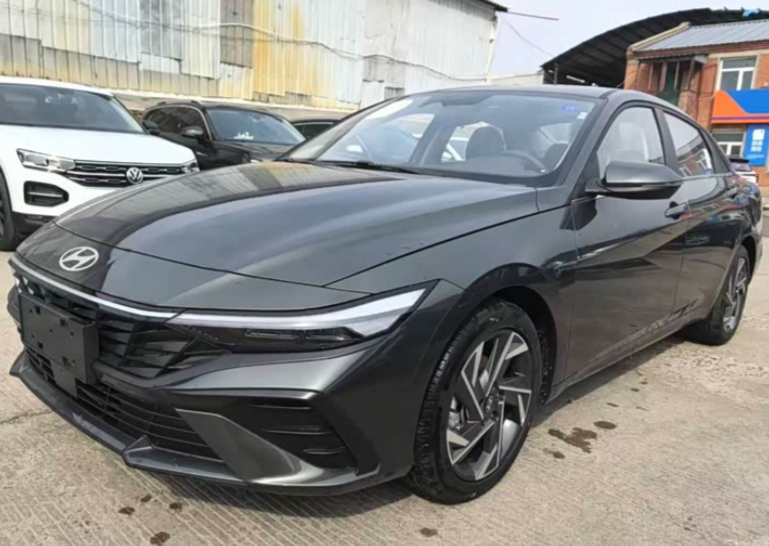 Hyundai Elantra 2026, комплектация Prestige — новый автомобиль, уже растаможен, от 1 685 000 ₽