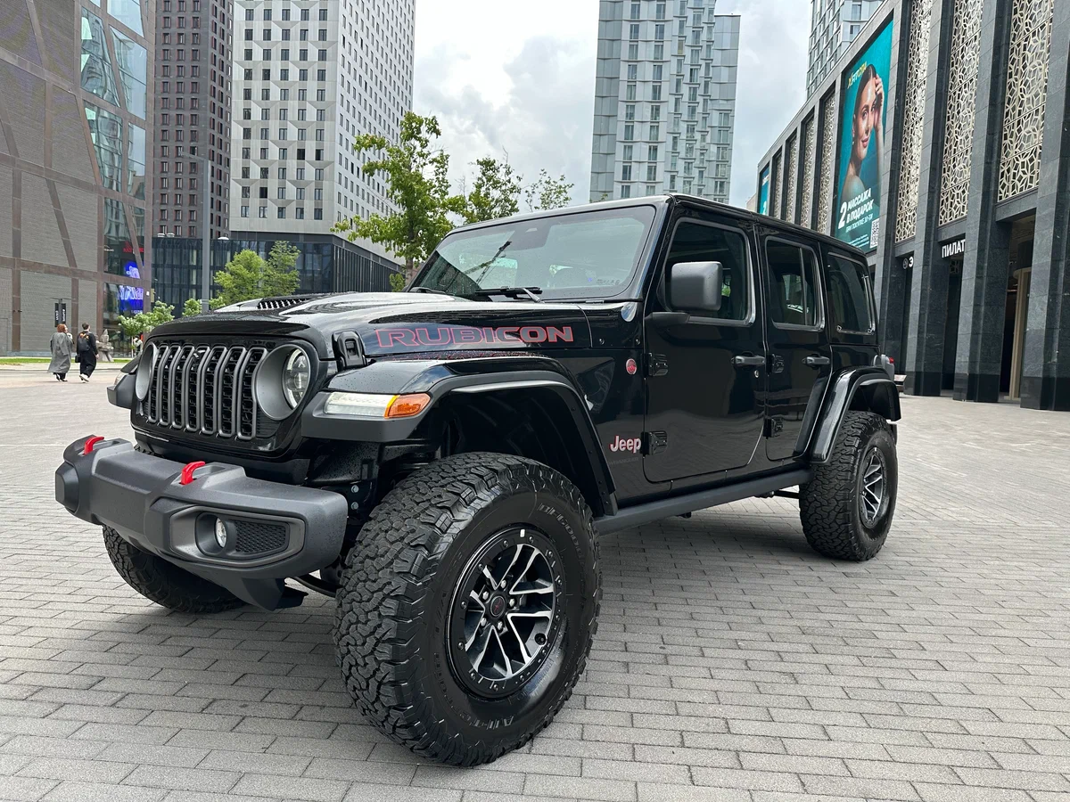 Jeep Wrangler Rubicon 2026 — рамный внедорожник, 2.0T, 272 л.с., полный привод