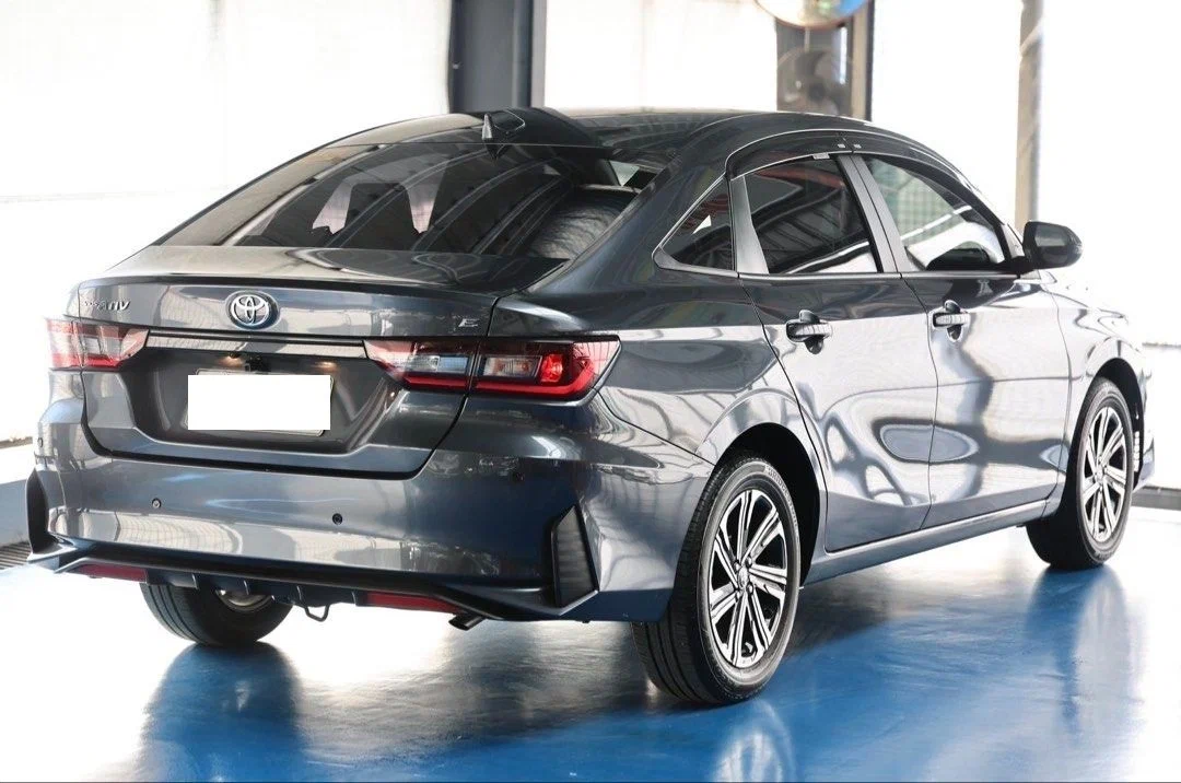 Toyota Vios — вид спереди