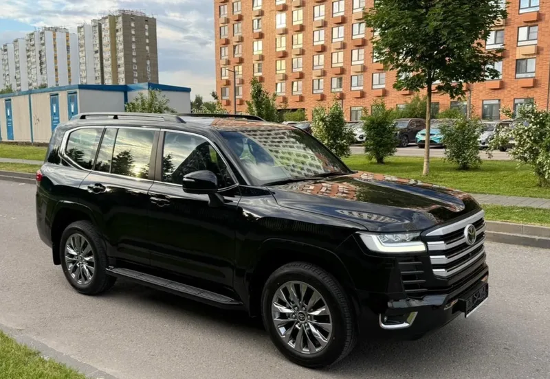 Toyota Land Cruiser 300 Premium, 2026