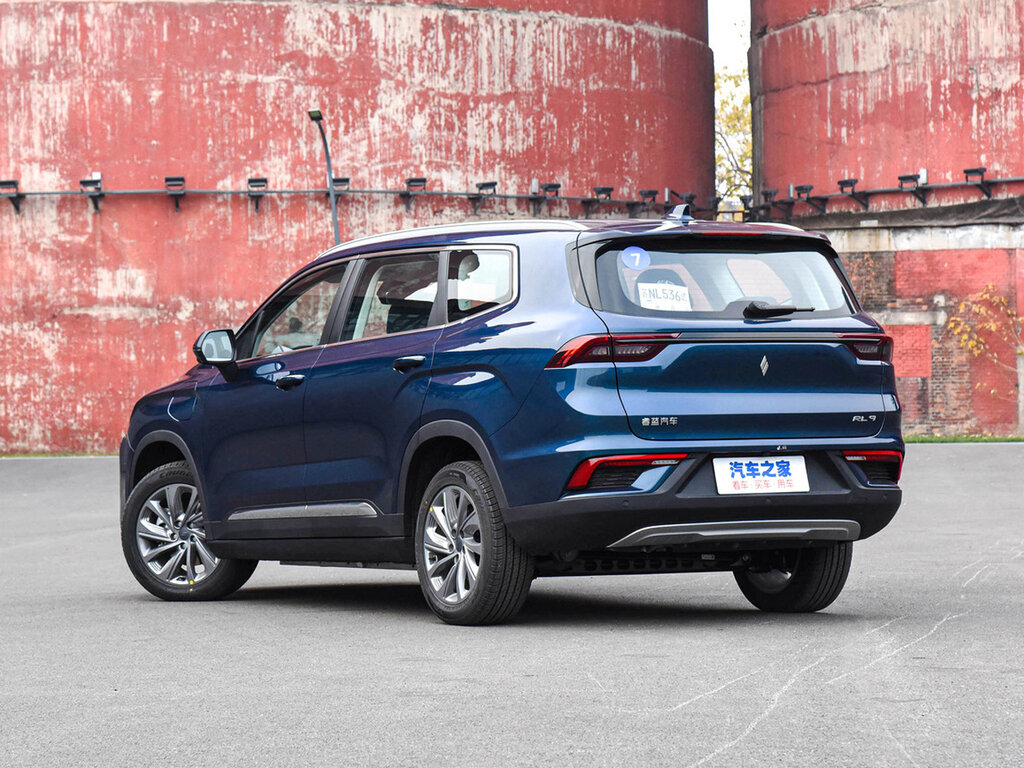 Livan 9 — крупный электрокроссовер на платформе Geely Haoyue, от 2 680 000 ₽
