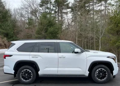 Toyota Sequoia Limited i-FORCE MAX, 2025 — фото 4