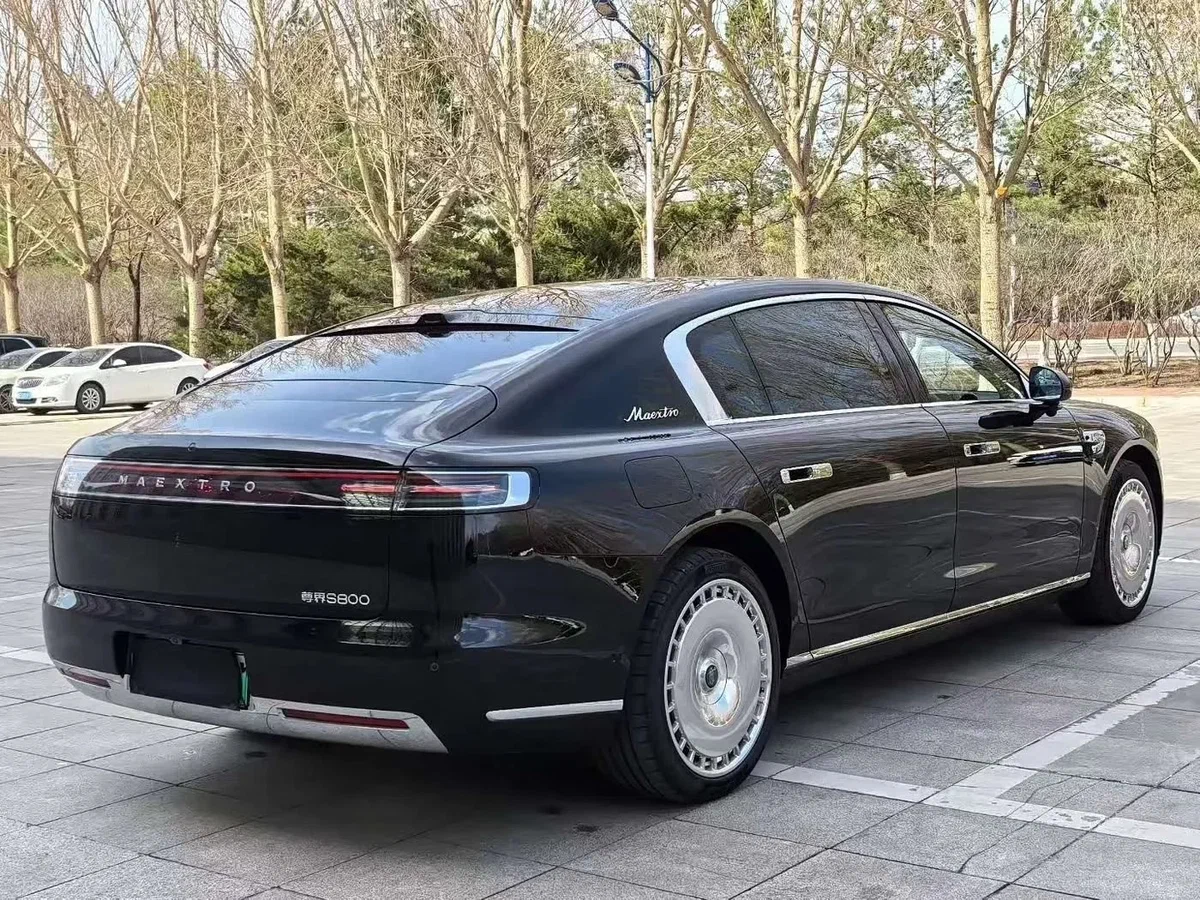 Maextro S800 — флагманский седан бренда, от 15 500 000 ₽ под ключ