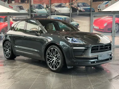 Porsche Macan EV, 2026 — фото 1