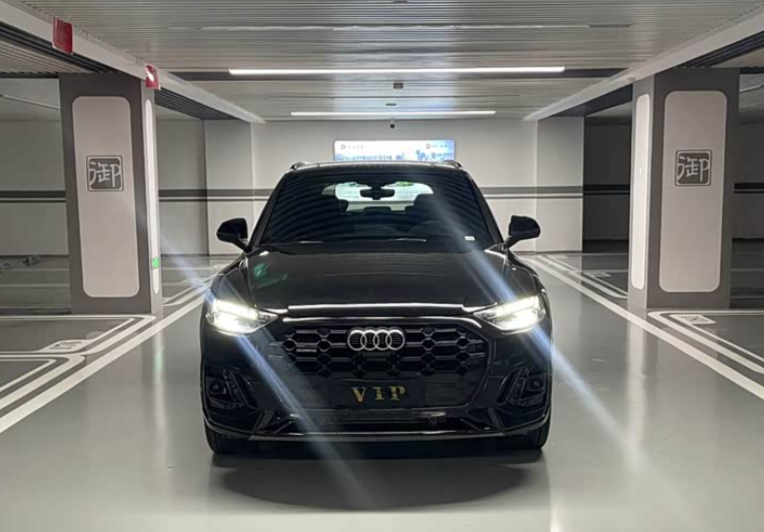Audi Q5 (FAW-Audi Q5L) — удлинённая версия для китайского рынка