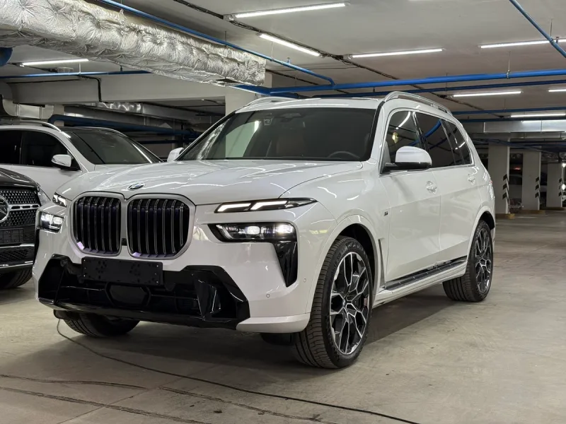 BMW X7, 2026