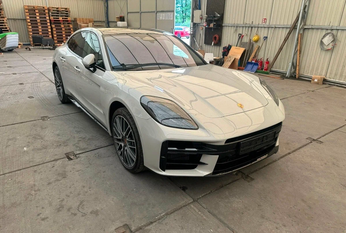 Porsche Panamera — седан третьего поколения привозим из ОАЭ и Европы