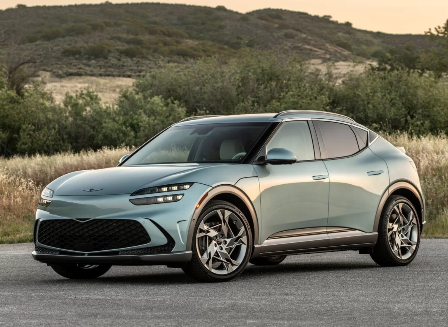 Genesis GV60 — 320 кВт, полный привод, поставка из Кореи