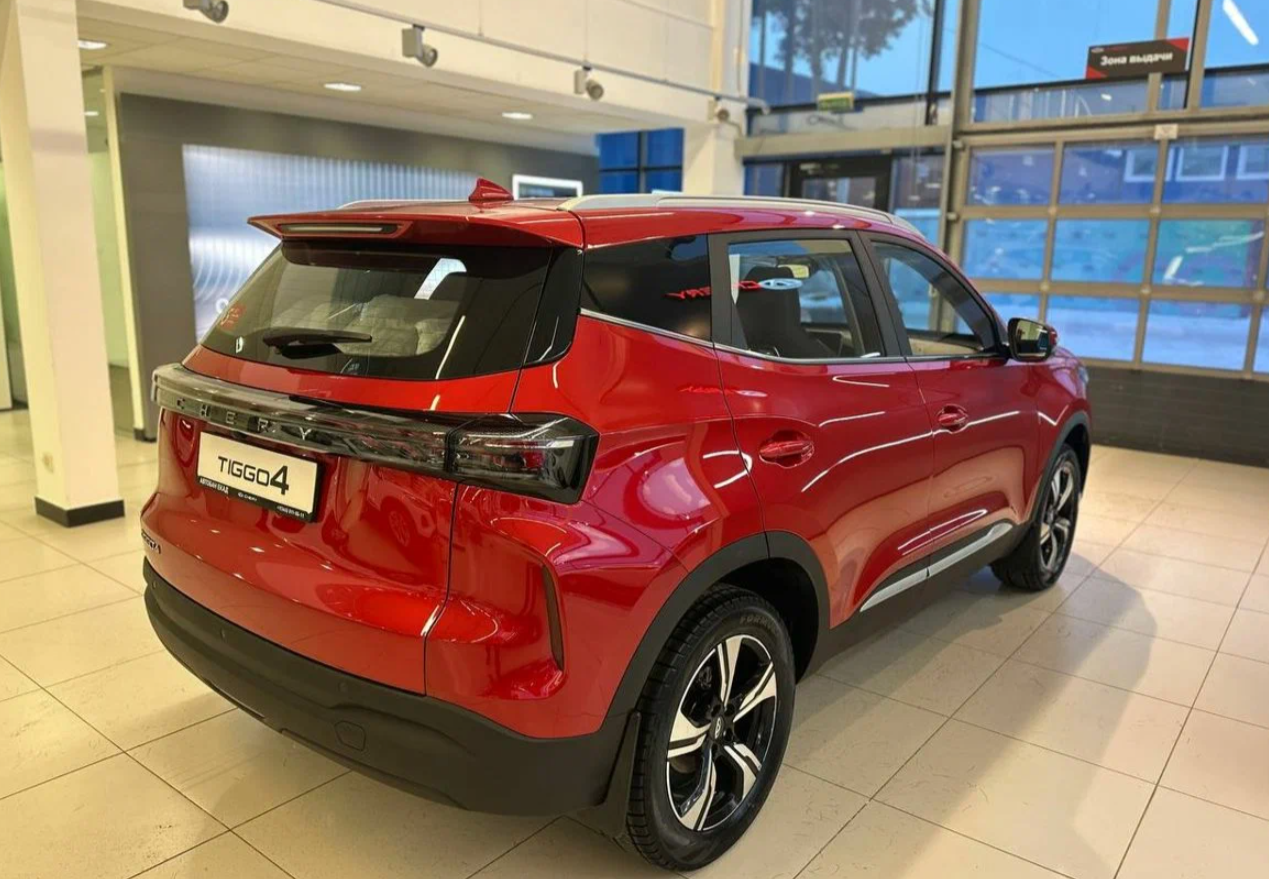 Chery Tiggo 4 Pro — прошлое поколение, атмосферный 1.5 на 113 л.с.