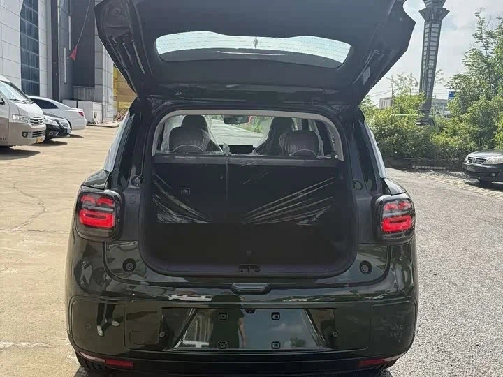 Leapmotor A10 — новый бюджетный электрокроссовер бренда, под заказ от 2 290 000 ₽ под ключ