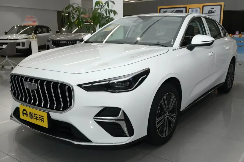 Geely Emgrand L, 2026