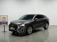 Audi Q3 Sportback 2022 года — покатая крыша купе вместо обычного силуэта кроссовера