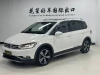 Volkswagen Touran L, 2022 — фото 1