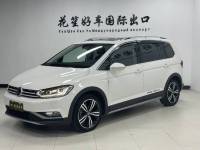 Volkswagen Touran L 2022 года, пробег 41 000 км — 2 410 000 ₽