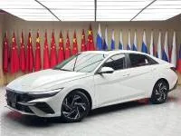 Hyundai Elantra, 2023