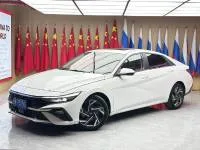 Hyundai Elantra, 2023