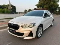 BMW 120I, 2022 — фото 1
