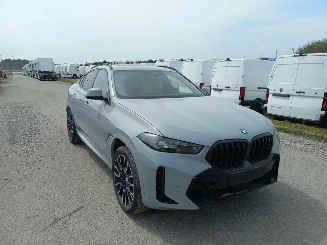BMW X6 xDrive40i, 2026