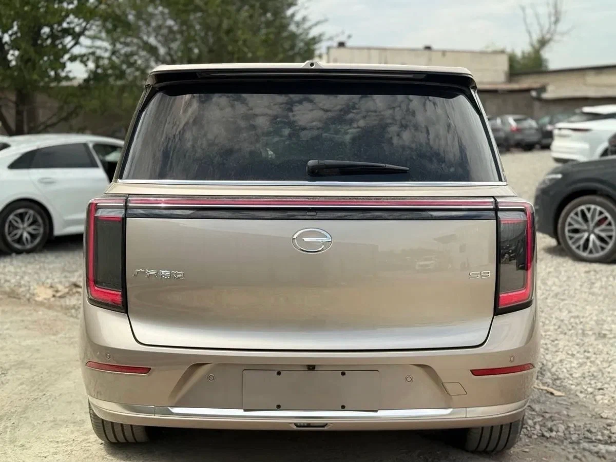 GAC Trumpchi S9 — EREV, 252 л.с., от 4 390 000 ₽ под ключ