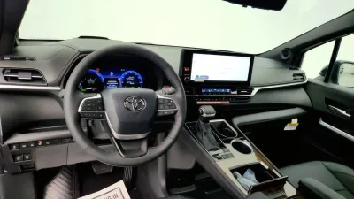 Toyota Sienna Hybrid XLE, 2026 — фото 9