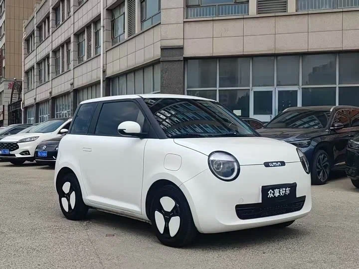 Changan Lumin поддерживает быструю зарядку до 80% примерно за 35 минут