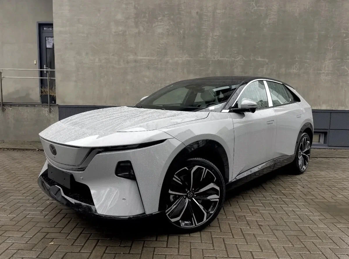 Mazda EZ-60 — задний привод, дизайн-язык Kodo на электрической платформе