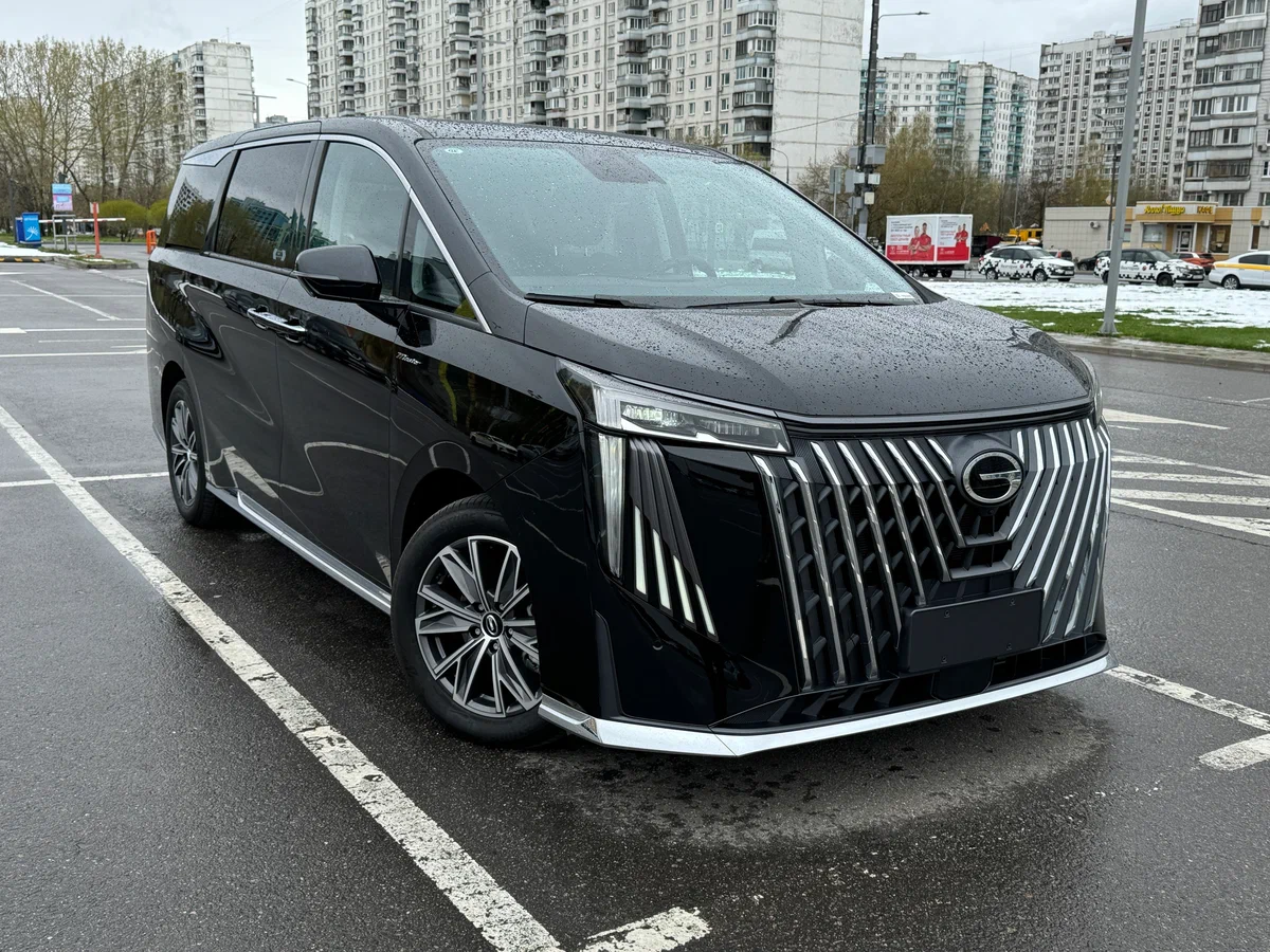 Салон GAC M8 — конкурент Toyota Alphard и Voyah Dream в классе премиальных минивэнов