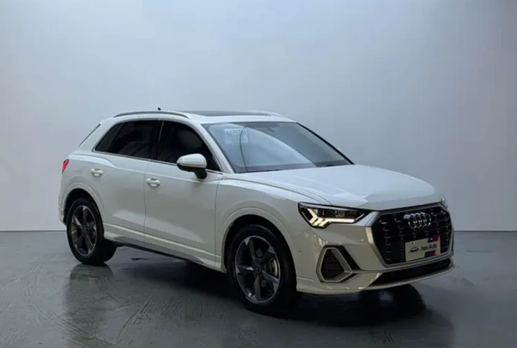 Audi Q3, 2023