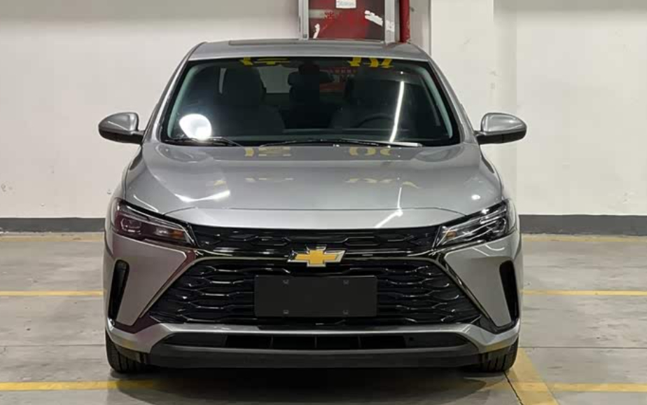 Chevrolet Monza доступен и с пробегом 2023 года — от 1 110 000 ₽ под ключ