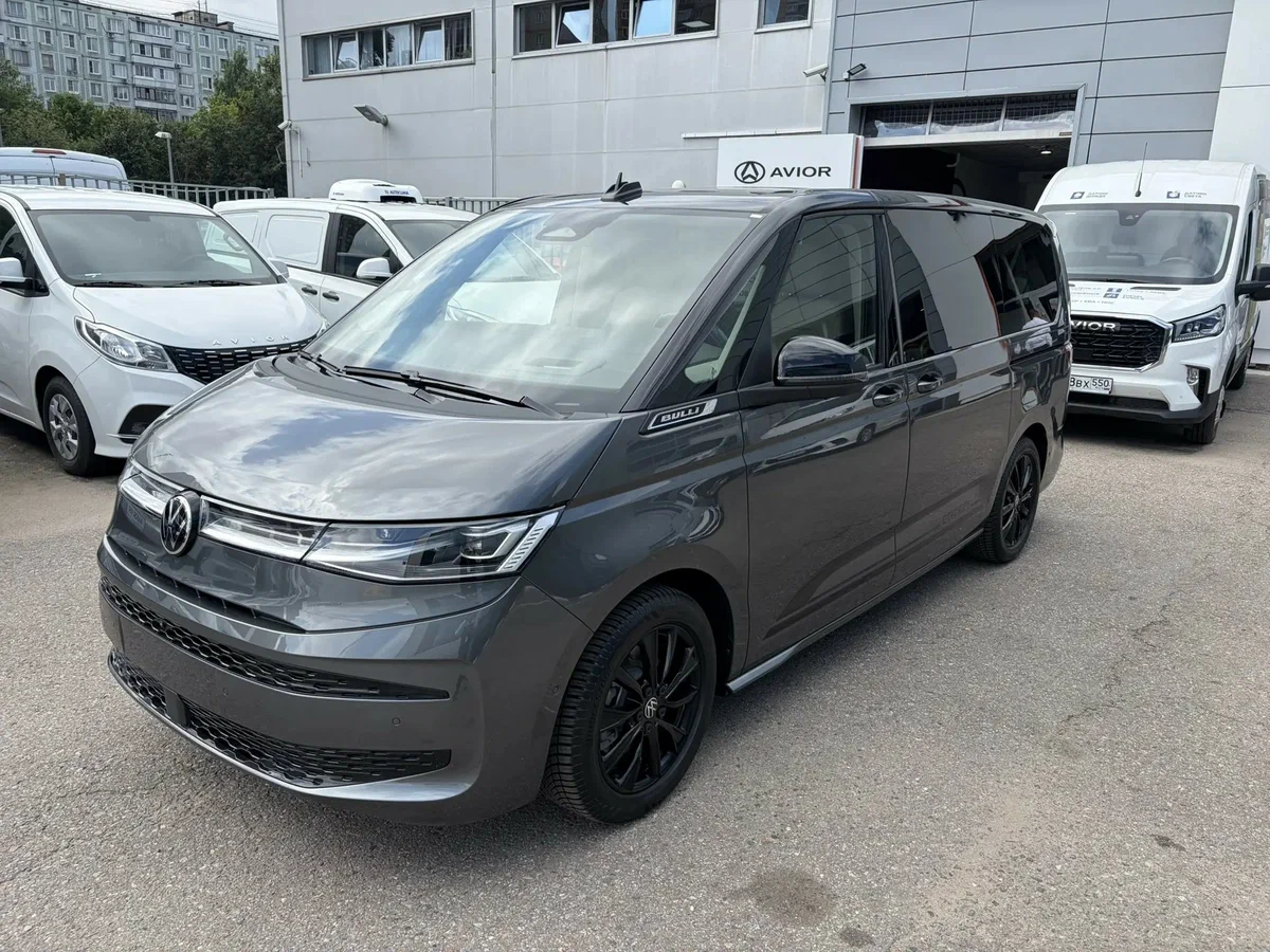Volkswagen Multivan 2026 — минивэн 2.0T, 204 л.с., от 6 800 000 ₽ под ключ