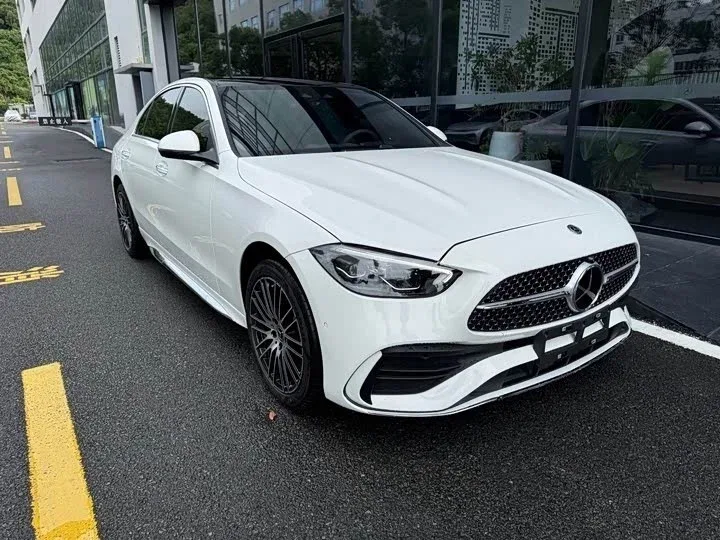 Mercedes-Benz C-Class, 2026