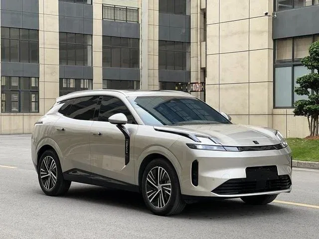 Lynk & Co 08, 2026