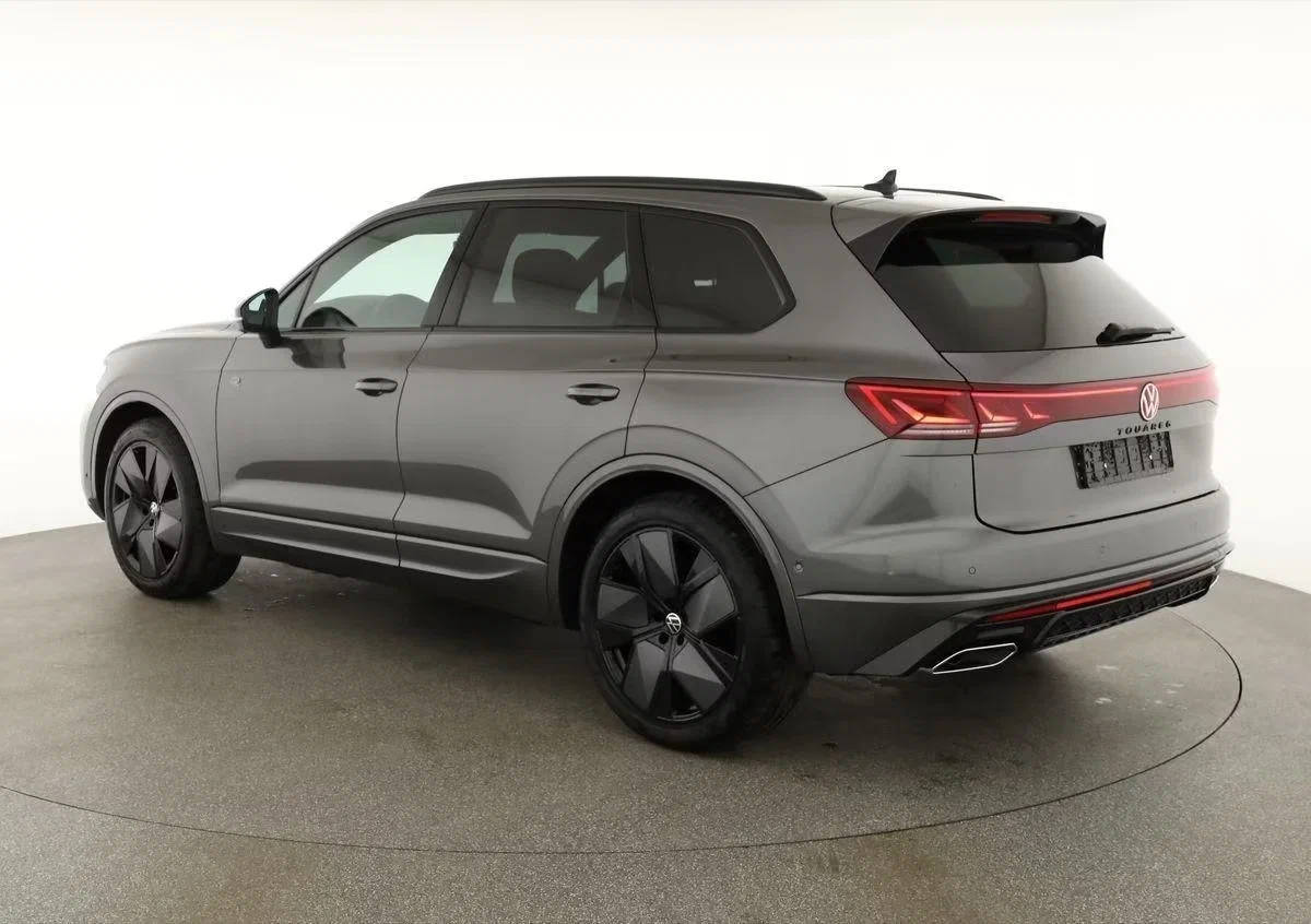 Volkswagen Touareg 3.0T (340 л.с.) — уже выше порога 160 л.с., льгота на утильсбор не действует
