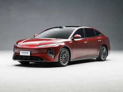 BYD Seal 08 из нашего каталога — базовая заднеприводная версия, реальное фото конкретного лота