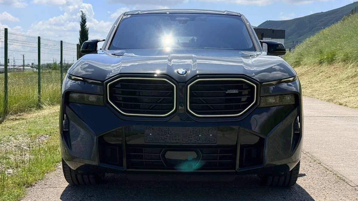 Салон BMW XM — первый самостоятельный проект подразделения M со времён M1