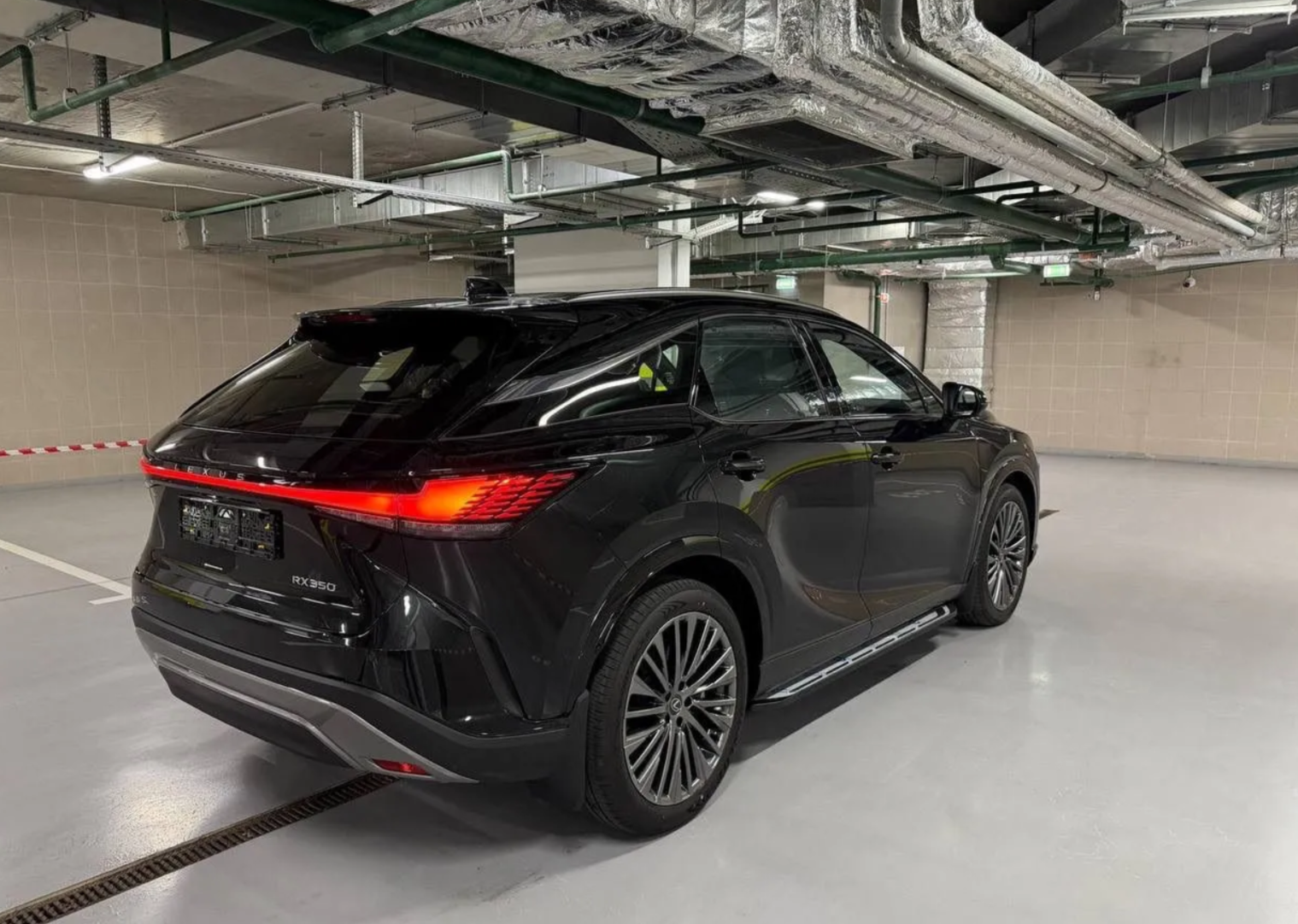 Салон Lexus RX