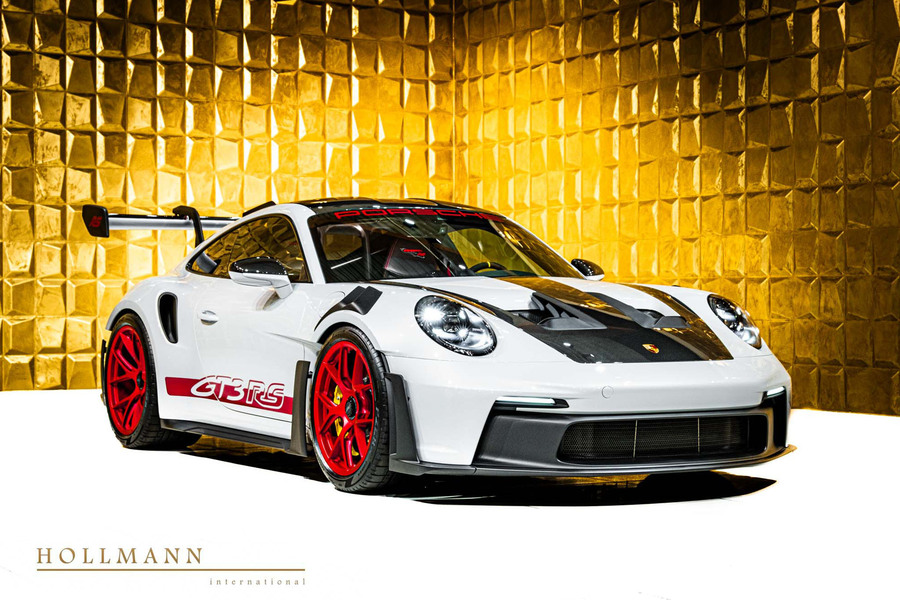 Porsche 911 GT3 RS, White — экземпляр с пробегом 2100 км, фактически новый автомобиль