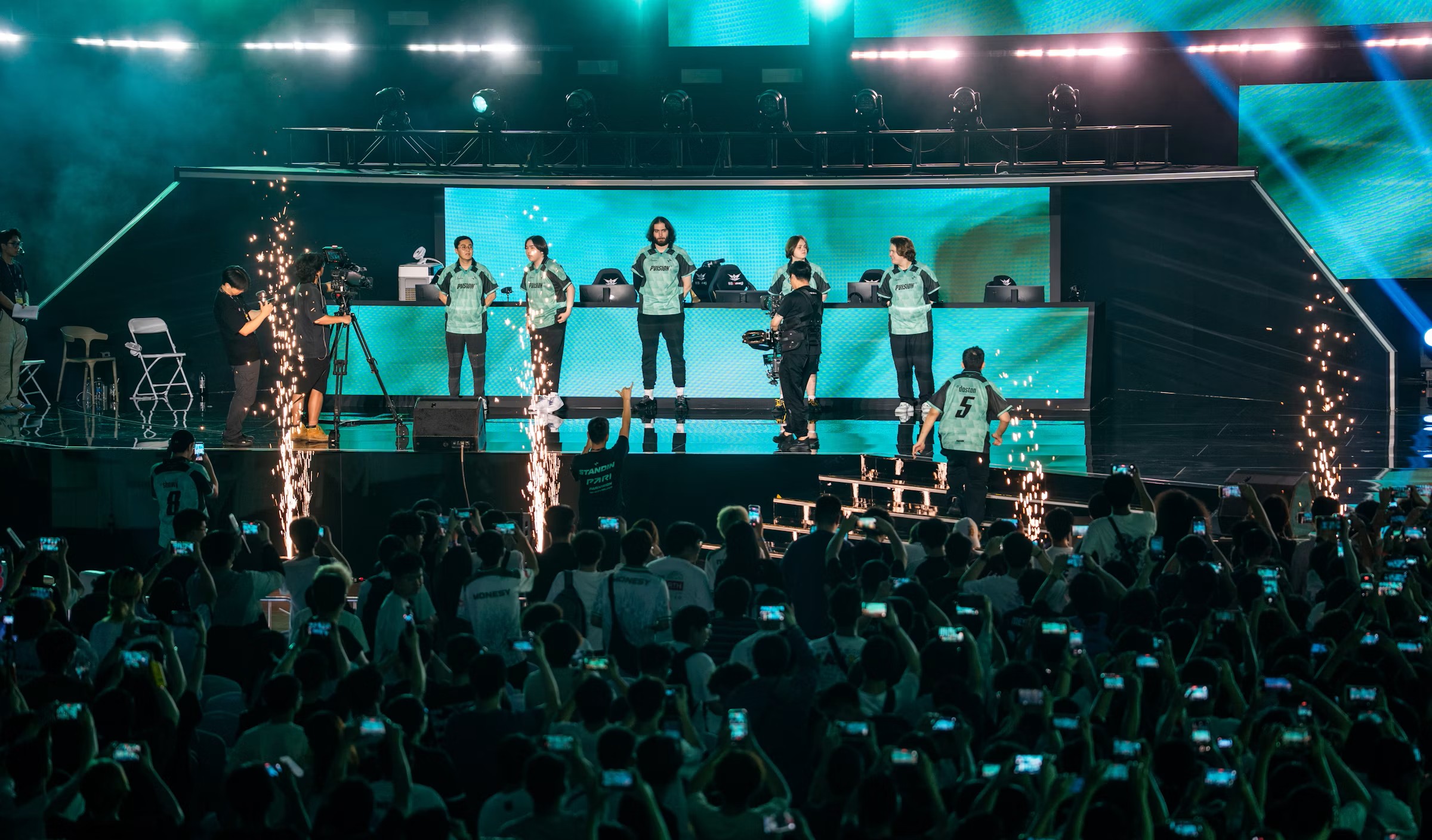 PARIVISION обыграла 100 Thieves и сыграет за выход в плей-офф EWC 2026 - CyberMeta