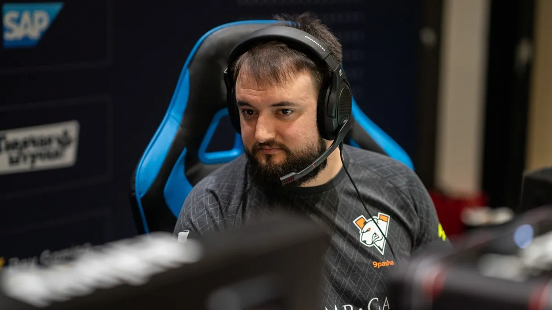 9pasha стал отцом: пятикратный победитель мейджоров по Dota 2 показал сына - CyberMeta