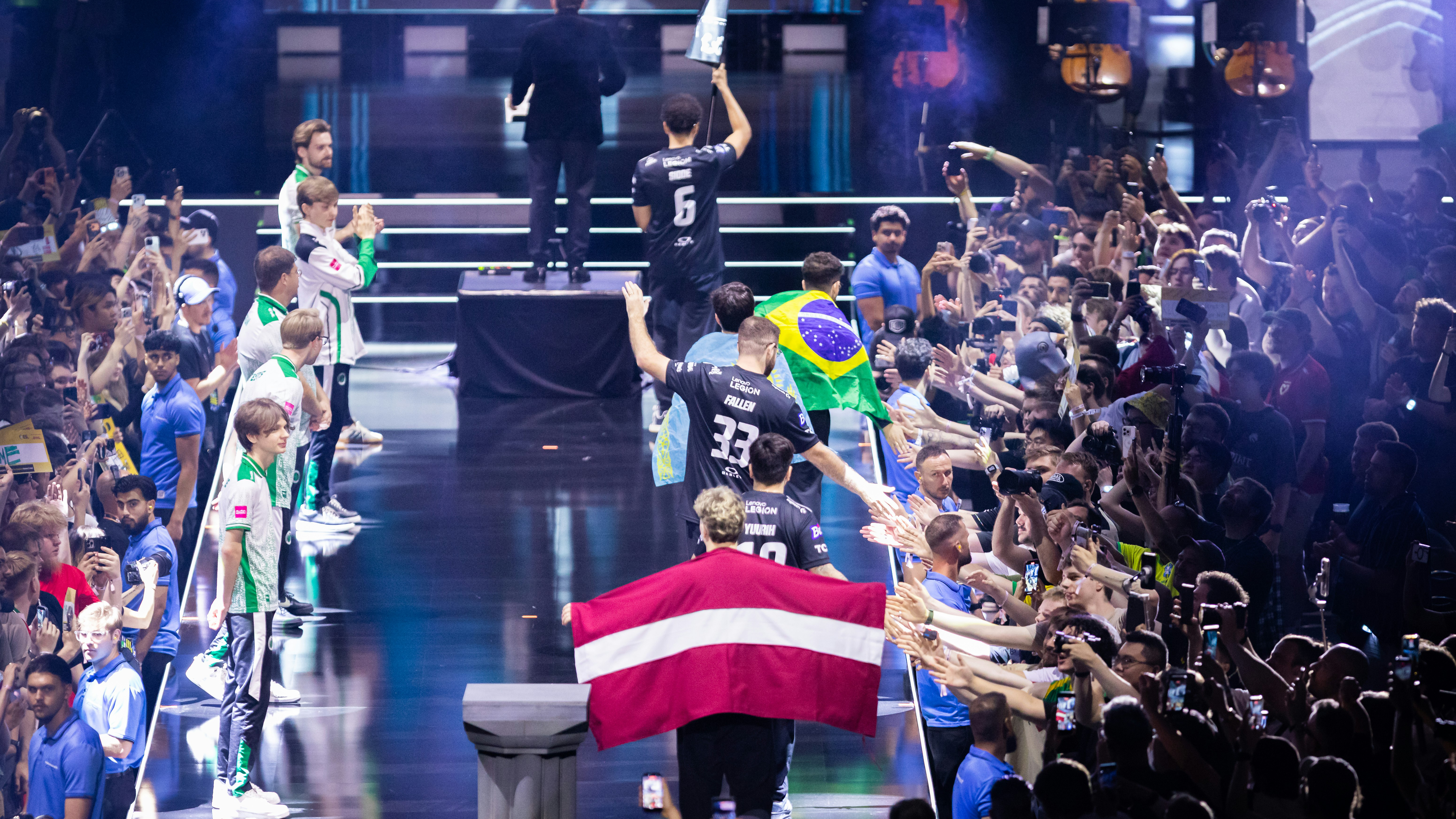 FURIA стала первым полуфиналистом Esports World Cup 2026 по CS2 - CyberMeta