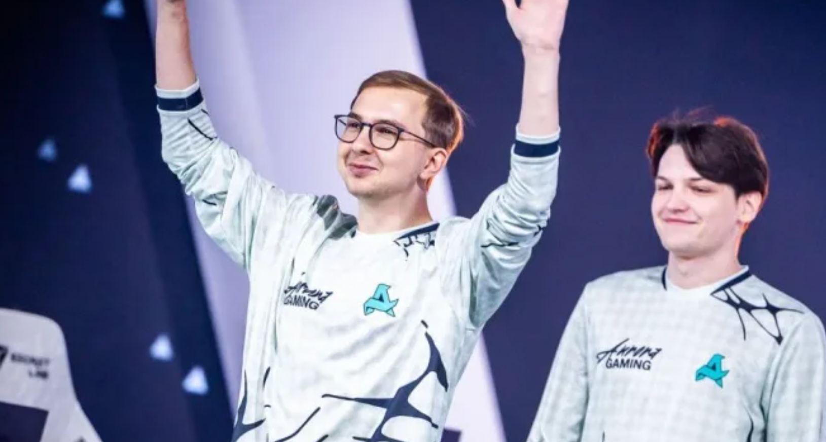 Aurora Gaming может пересобрать состав по Dota 2 - CyberMeta