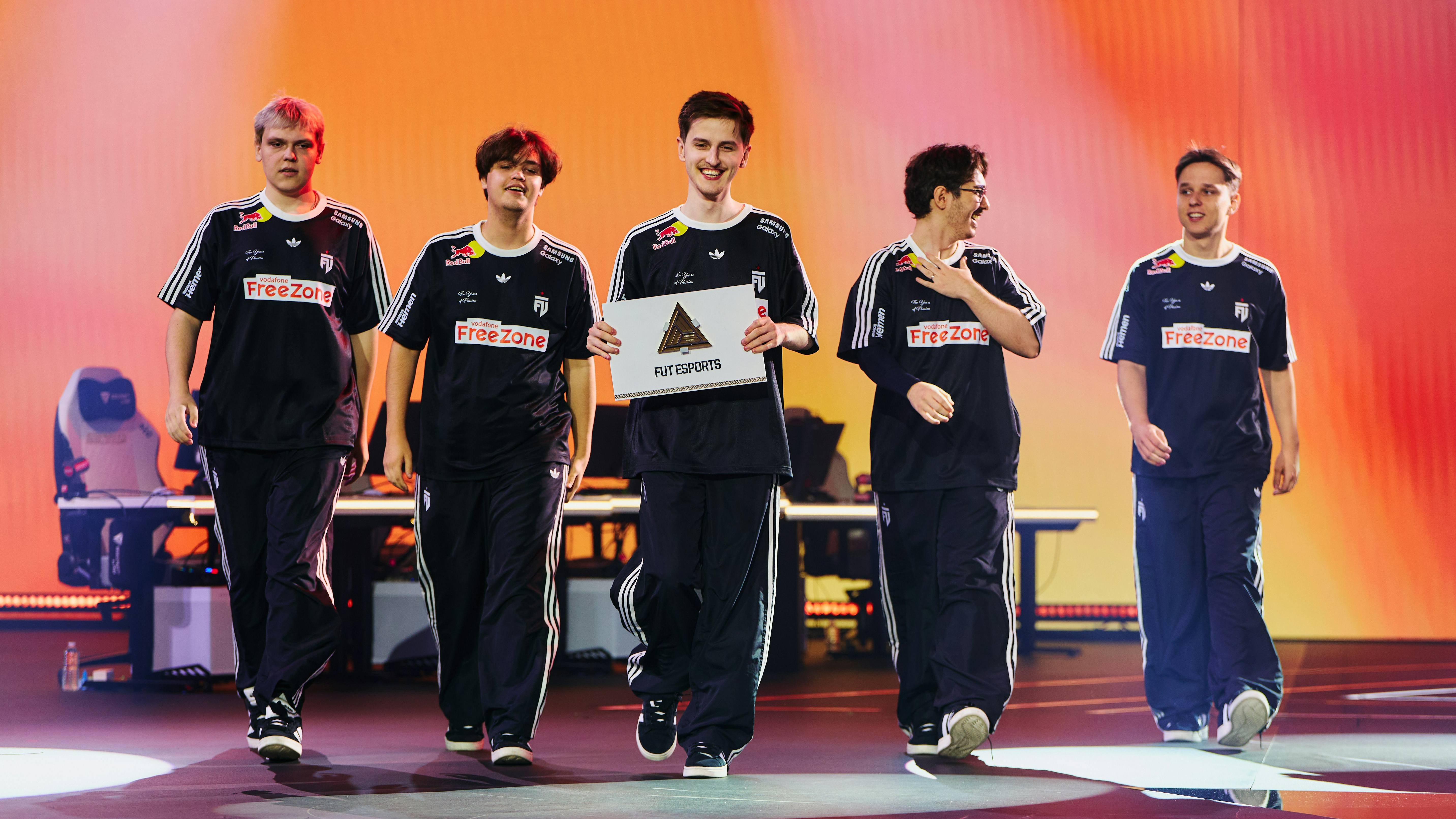 FUT Esports сенсационно прошла в гранд-финал Esports World Cup 2026 по CS2 - CyberMeta