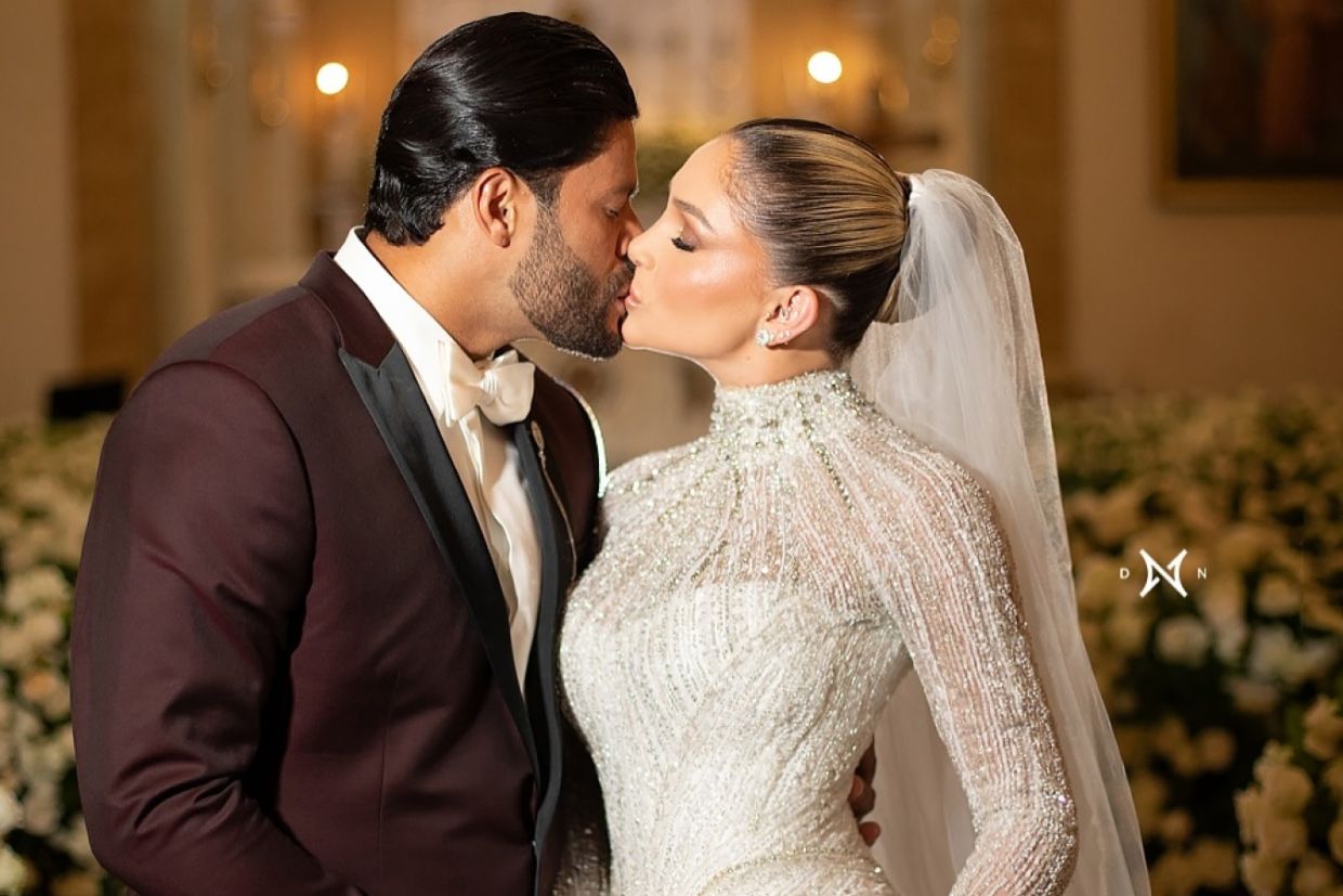 Жыныстық қатынасқа көндірген ресейлік аруды қараңыз Кішкентай кискадағы үлкен мүше өте ауырады