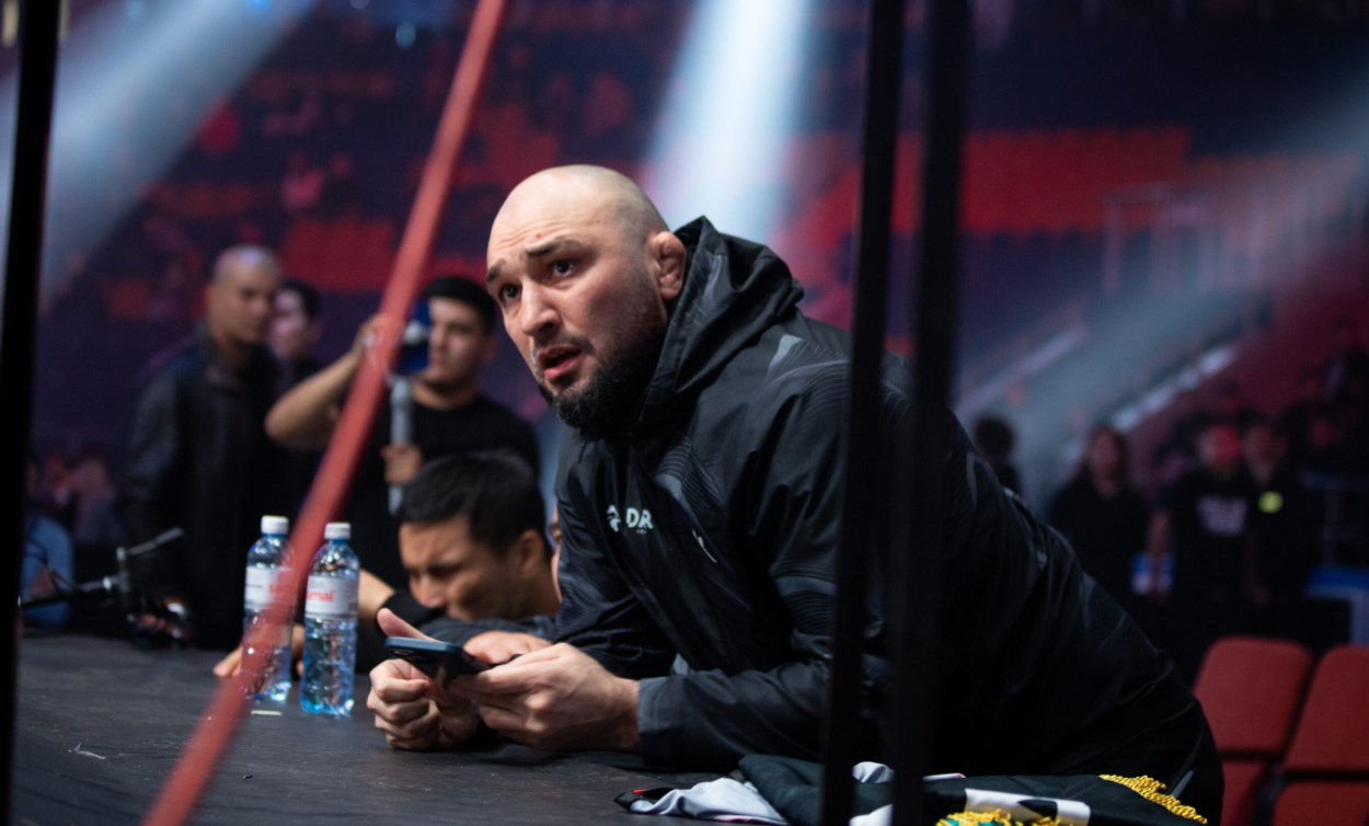 Базров оценил идею боя Тайсона и Емельяненко в Казахстане